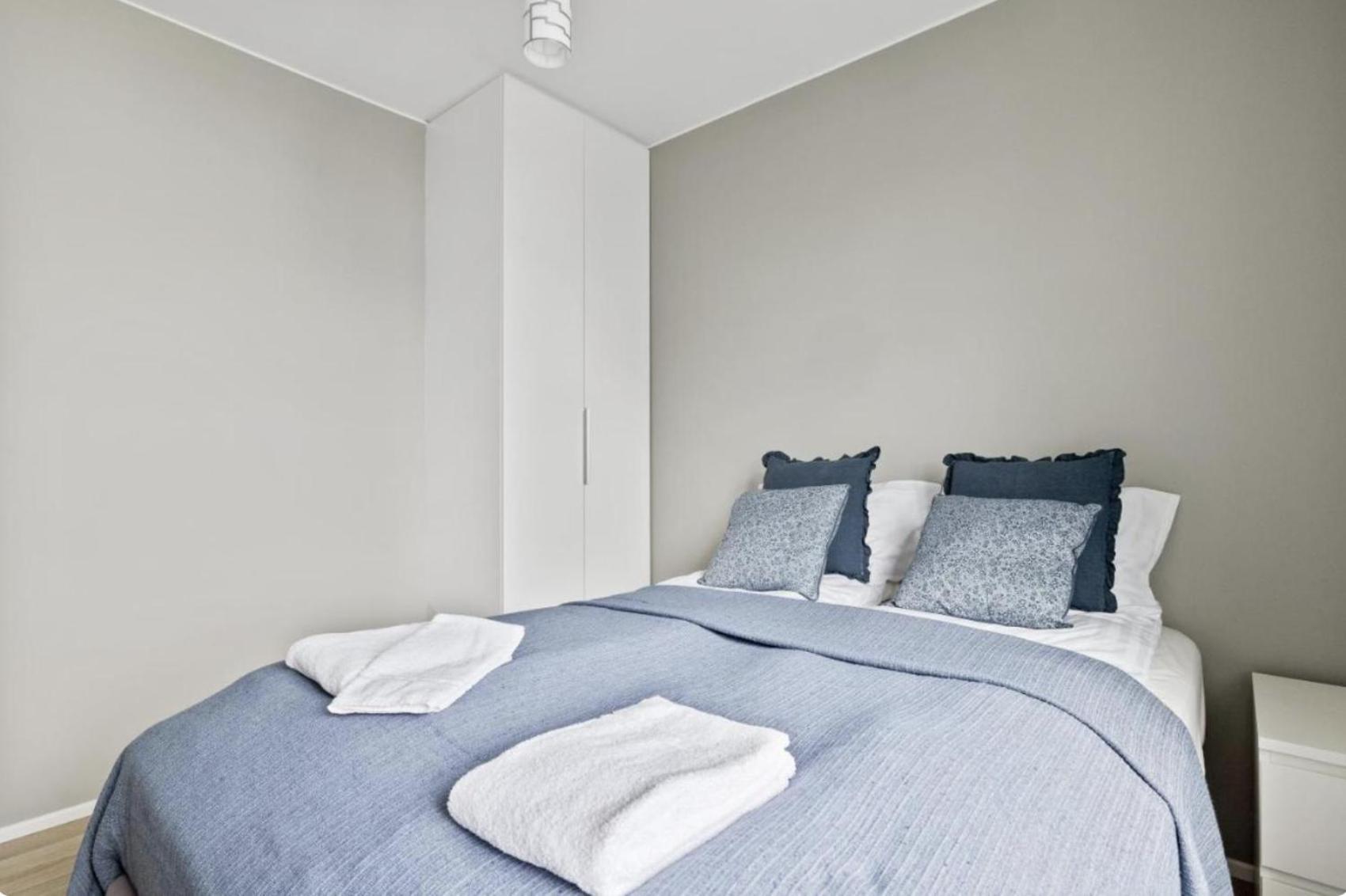 Cheerful Down Town Apartment Рейкьявик Экстерьер фото